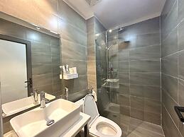 Capital O 1194 Bee Hotel