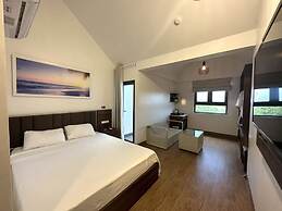 Capital O 1194 Bee Hotel