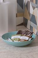 Apartment Mondrian by Renters