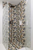 Apartment Mondrian by Renters