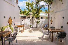 Dhoani Maldives Guesthouse