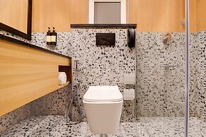 Lemon Tree Suites, Whitefield, Bengaluru