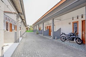 SPOT ON 92906 Surya Indah Homestay Syariah