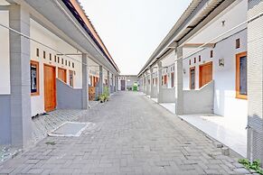 SPOT ON 92906 Surya Indah Homestay Syariah