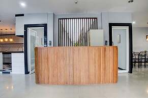 SPOT ON 92822 Finest House Near Amplas Bus Terminal