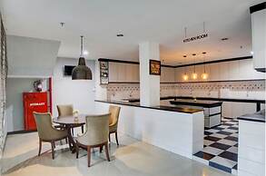 SPOT ON 92822 Finest House Near Amplas Bus Terminal