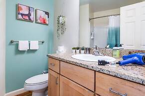 100 Year-old Historic Brick 2BR Loft Large Patio2