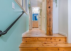 100 Year-old Historic Brick 2BR Loft Large Patio2