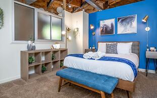 100 Year-old Historic Brick 2BR Loft Large Patio2