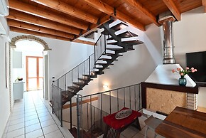 IzzHome Full Center Terrace