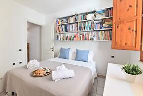 IzzHome Full Center Terrace