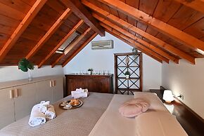 IzzHome Full Center Terrace