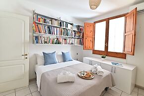 IzzHome Full Center Terrace