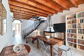 IzzHome Full Center Terrace