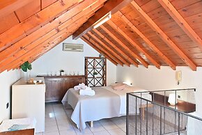 IzzHome Full Center Terrace