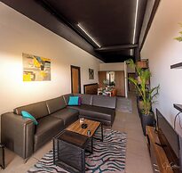 Luxury 1br-2br Apt-panoramic View Terrace 24-7 Pwr