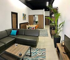 Luxury 1br-2br Apt-panoramic View Terrace 24-7 Pwr