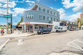 Purple Pelican by Opus (Suite 2)