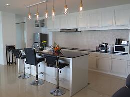 6-18 - 3 Bdr Spacious Penthouse With Shared Pool