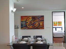 6-18 - 3 Bdr Spacious Penthouse With Shared Pool