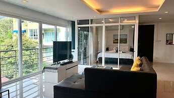 6-18 - 3 Bdr Spacious Penthouse With Shared Pool