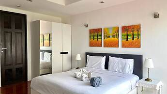 6-18 - 3 Bdr Spacious Penthouse With Shared Pool