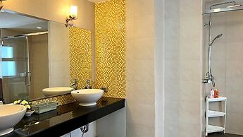 6-18 - 3 Bdr Spacious Penthouse With Shared Pool