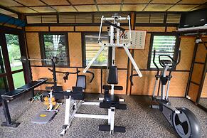 Viang Yonok Hotel Restaurant Sports Club