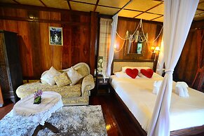 Viang Yonok Hotel Restaurant Sports Club