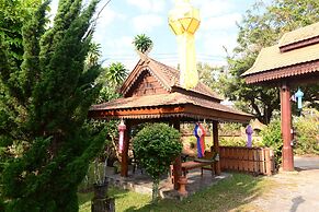 Viang Yonok Hotel Restaurant Sports Club