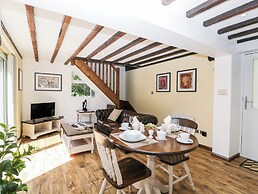 The Old Post Office Barn