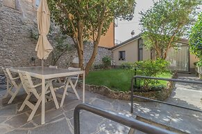 The Secret Garden in Varenna