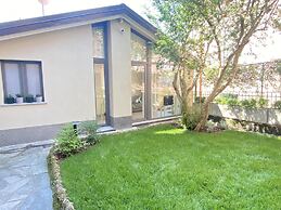 The Secret Garden in Varenna