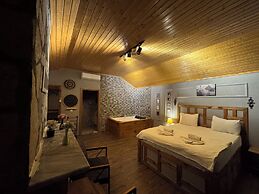 Taş Mahall Luxury Hotel