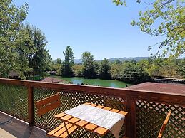 Taş Mahall Luxury Hotel