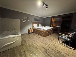 Taş Mahall Luxury Hotel