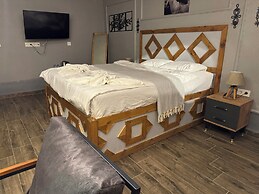 Taş Mahall Luxury Hotel