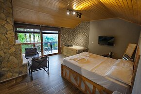 Taş Mahall Luxury Hotel