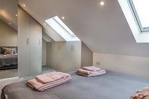 Apartment - Sleeps 4 & Free Parking