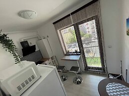 Stylish Studio Near Orhideea Towers With Free Wifi
