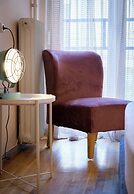 Cosy 2BR flat - metro station & hospital