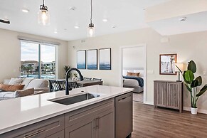 Boots At Kat's 2 Bedroom Condo