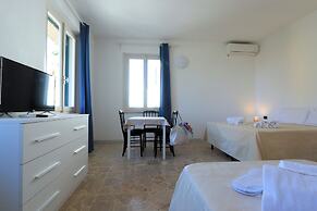 Bed and Parking Cecina Rooms