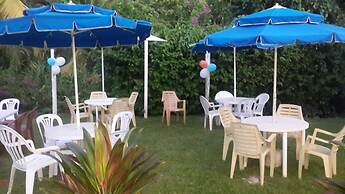 Pondbottom Apartment Hotel