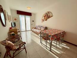 Nice Apartment in Modern Residence With two Swimming Pools