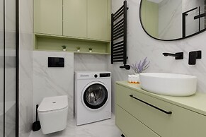 Studios With AC Kasprzaka 29 by Renters