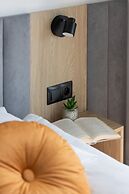 Studios With AC Kasprzaka 29 by Renters