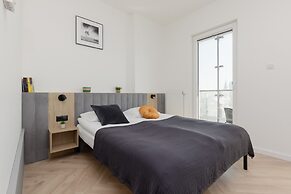 Studios With AC Kasprzaka 29 by Renters