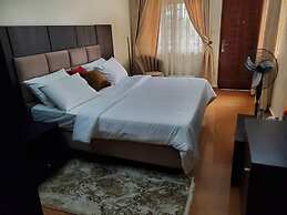 Royale Crown Villa Apartment