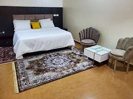 Royale Crown Villa Apartment